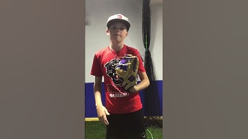 Playing catch with the new A2000 #willson #shorts