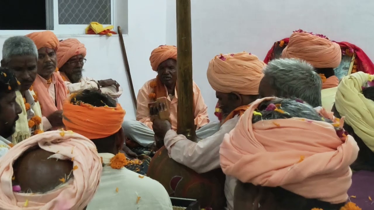 बाबा राम देव जी का बहुत बढ़िया भजन इस तरह भजनों के लिए चैनल को लाइक करें और चैनल को सब्सक्राइब करें 