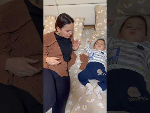 Uykusu bölünmemesi için her şey mübah 😁