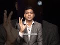 How Social Media Misleads People ?? #shorts | Vivek Bajaj