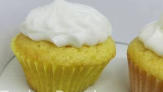 Puerto Rican Almond Cupcakes