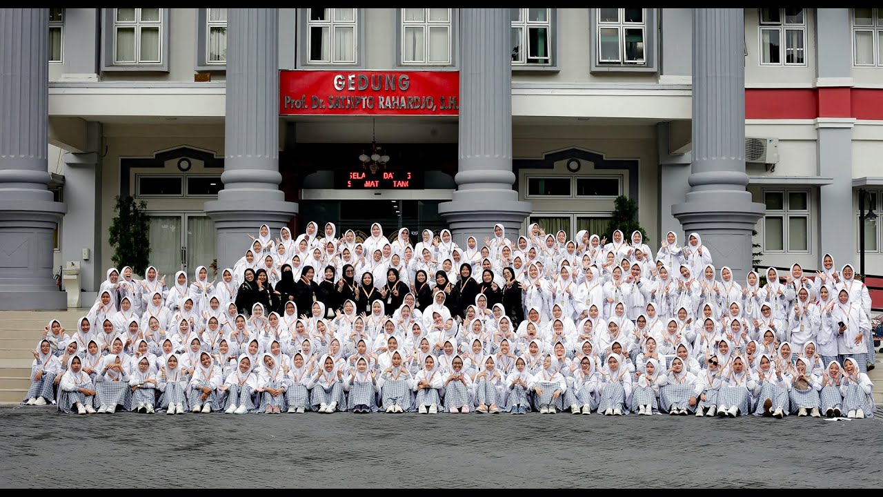 Ar-rohmah Putri Malang | Studi Kampus UNDIP & UNY