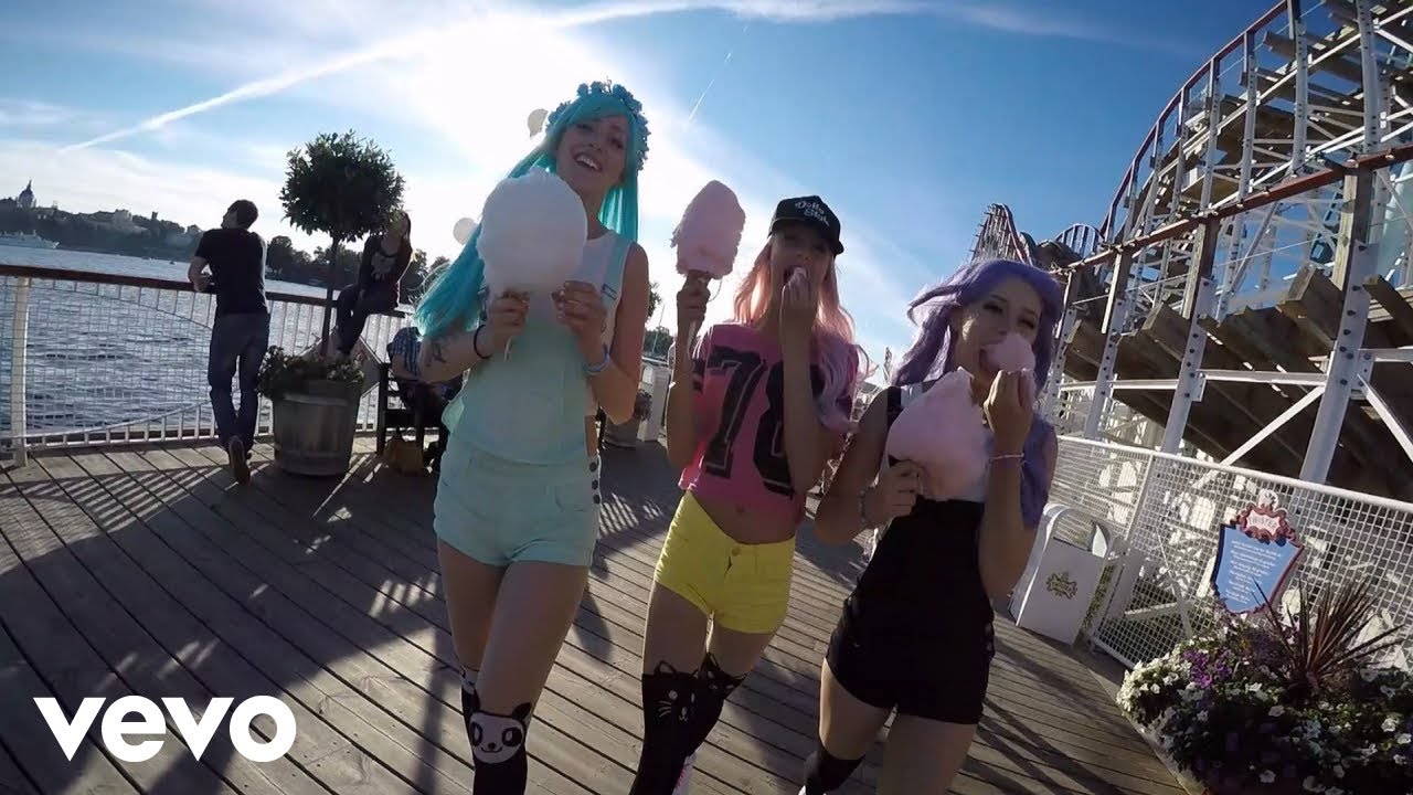 Dolly Style - Upsy Daisy