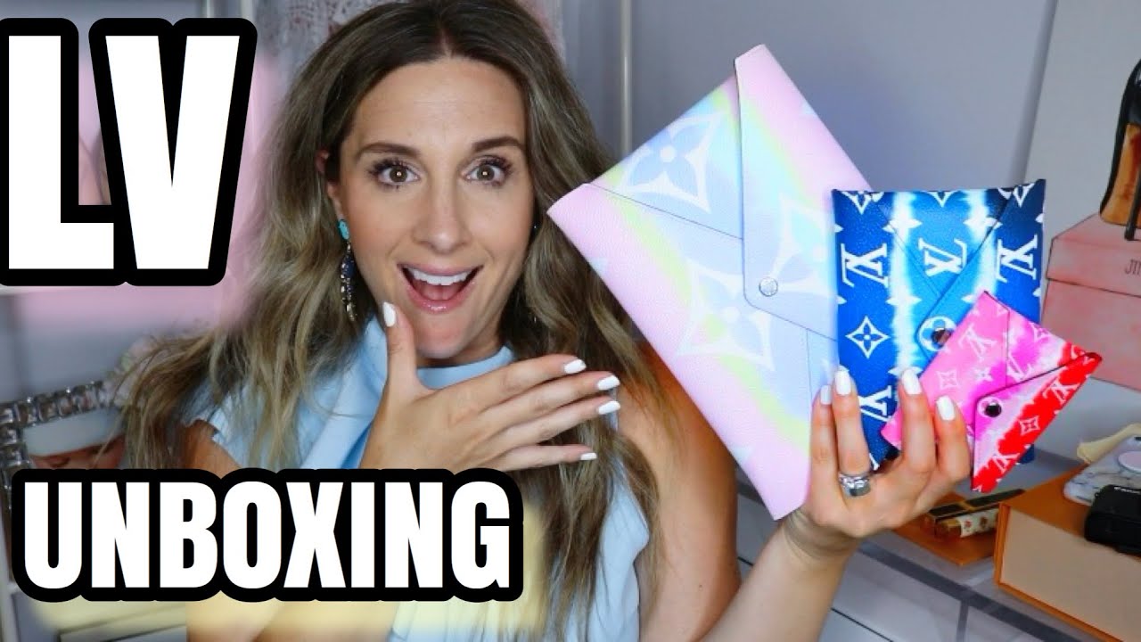 【機能的な新型登場】LOUIS VUITTON★Kirigami★カードケース Louis Vuitton UNBOXING - KIRIGAMI - WHAT FITS? - YouTube