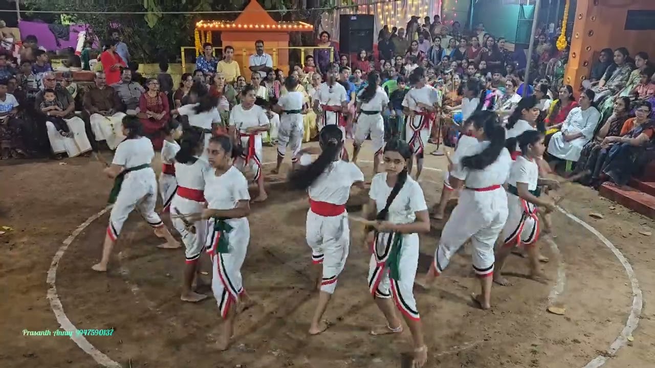 അന്നൂർ ശ്രീ വല്ലാർകുളങ്ങര ഭഗവതി ക്ഷേത്രം കളിയാട്ട മഹോത്സവം.