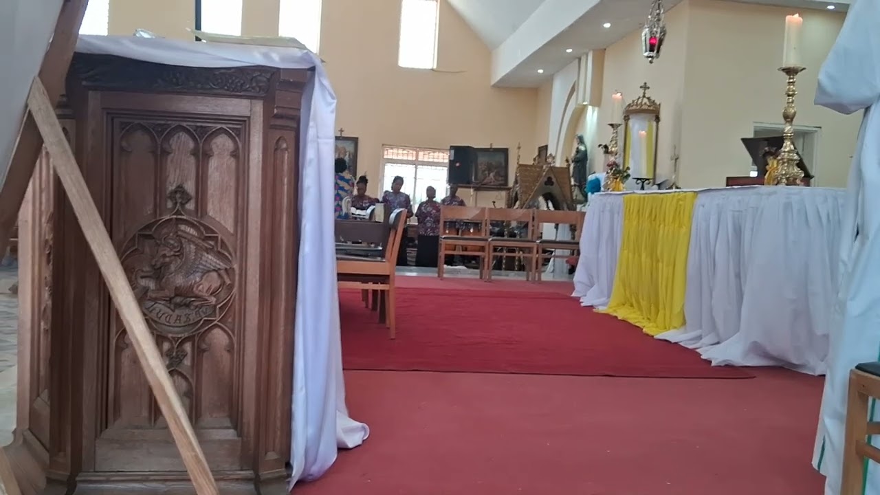 1er messe après inauguration du sanctuaire sainte Rita à Manono.