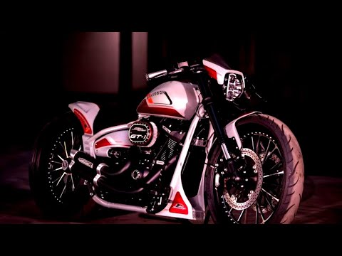#Harley-Davidson #FXDR “Gran Turismo” #Custom by Thunderbike