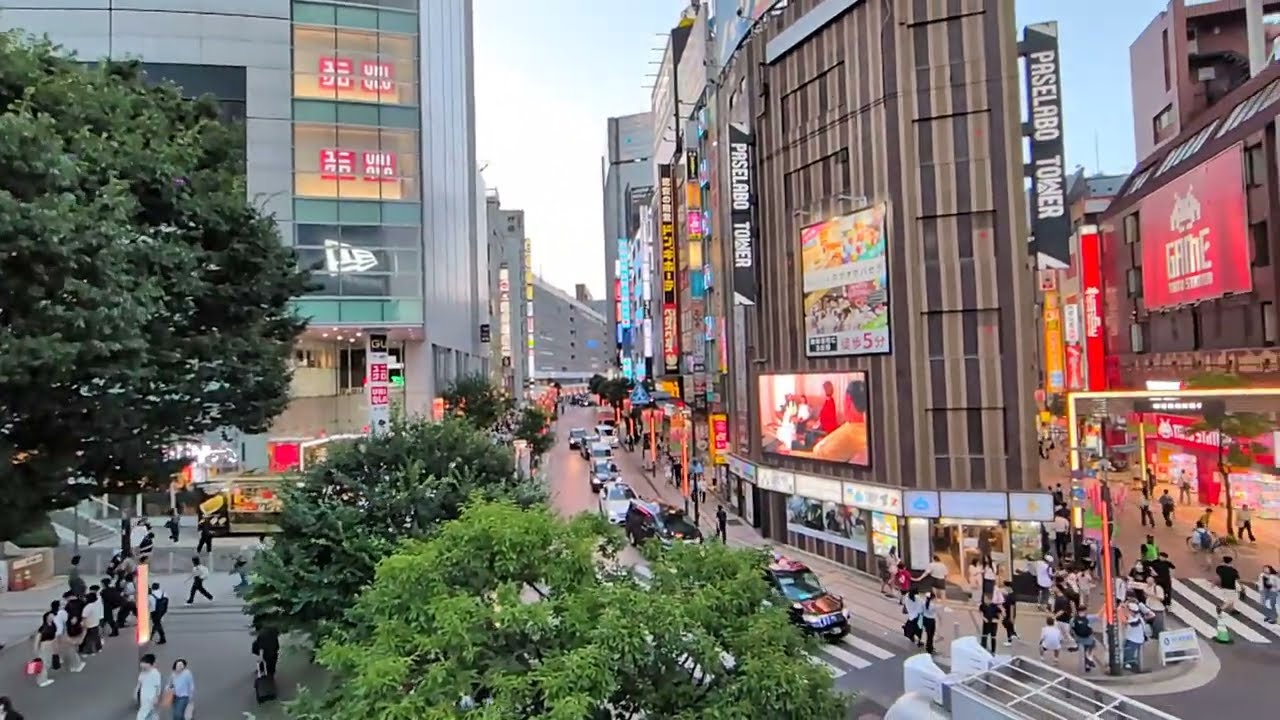 JR新宿駅 東南口広場 新宿ランブリングロード 武蔵野通り 甲州街道高架