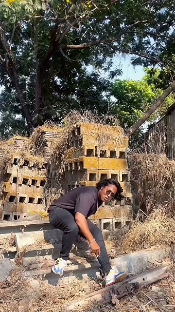 we-all-are-bad-in-someone-s-story-atitude-action-instagram-viral