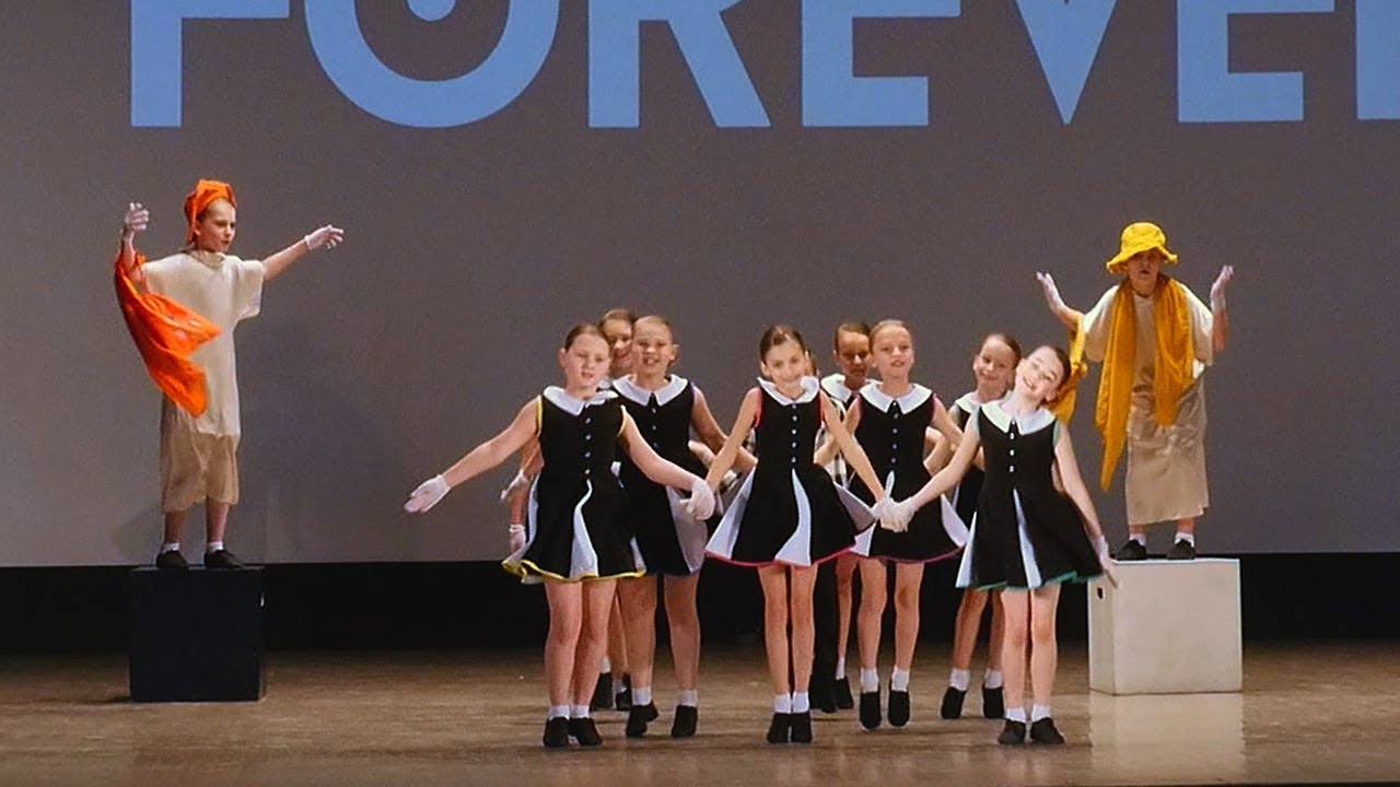 Dance -IN PURSUIT OF FASHION. Choreographic Ensemble GRACE/Танец - В ПОГОНЕ ЗА МОДОЙ.Ансамбль ГРАЦИЯ