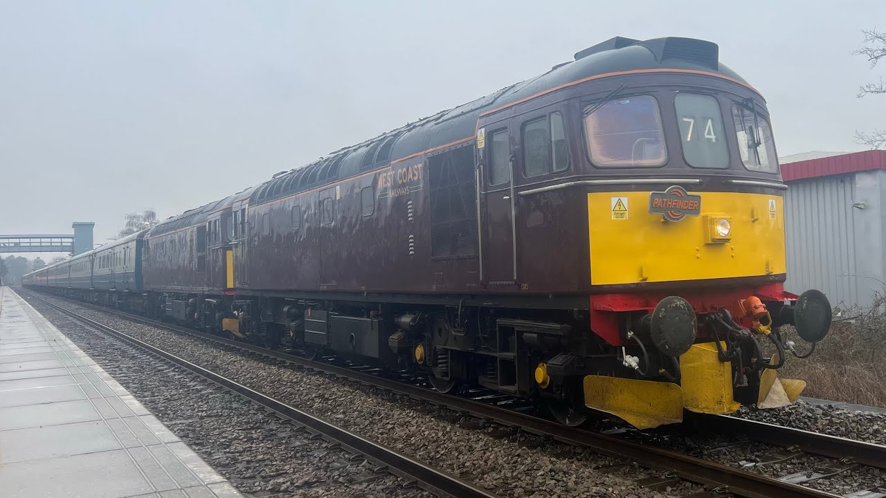 ‘33029 & 33207’ | The Verney Venturer | (Pathfinder Tours) 15/02/2025 @ Bicester Village.