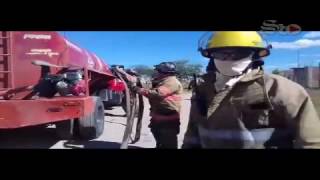 Provocan incendio en terreno bardeado