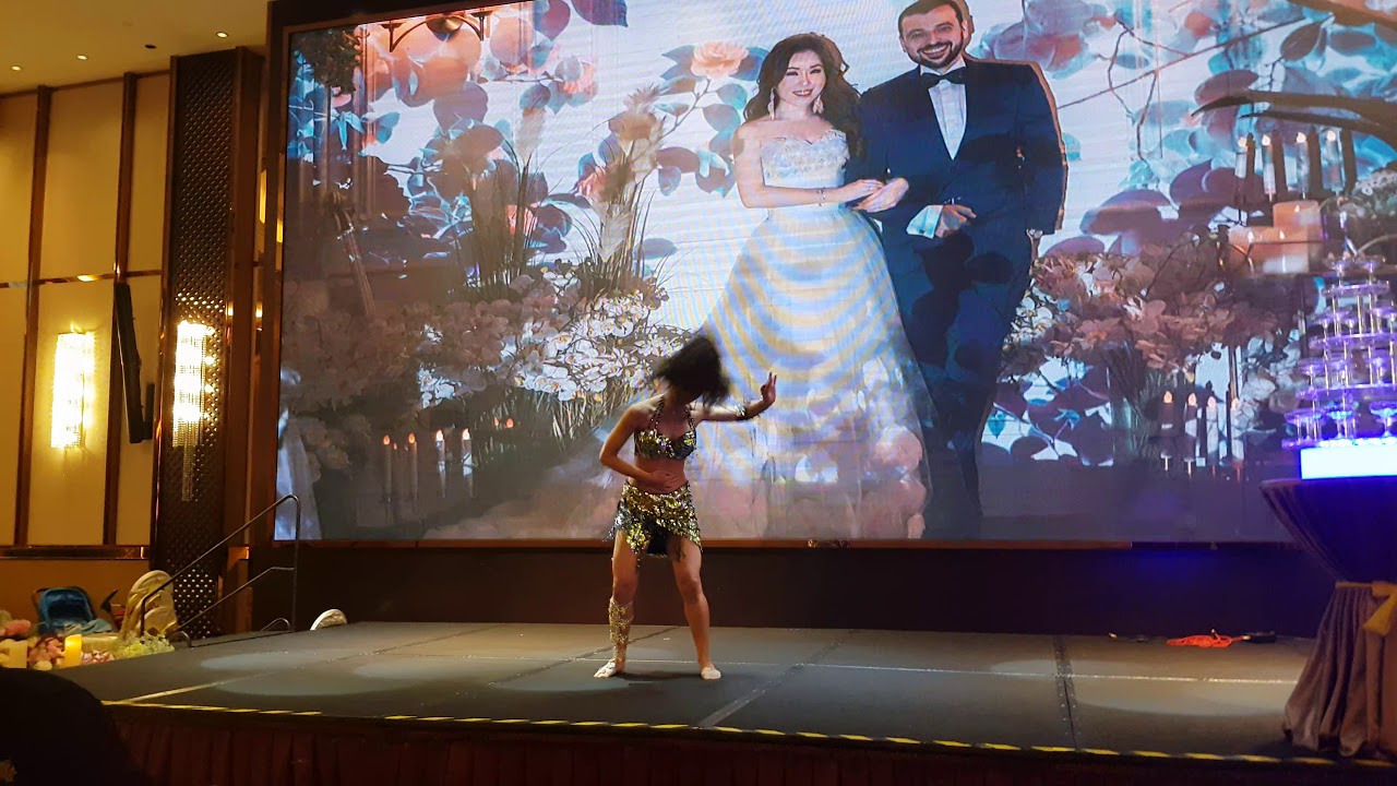 Bellydance to House music