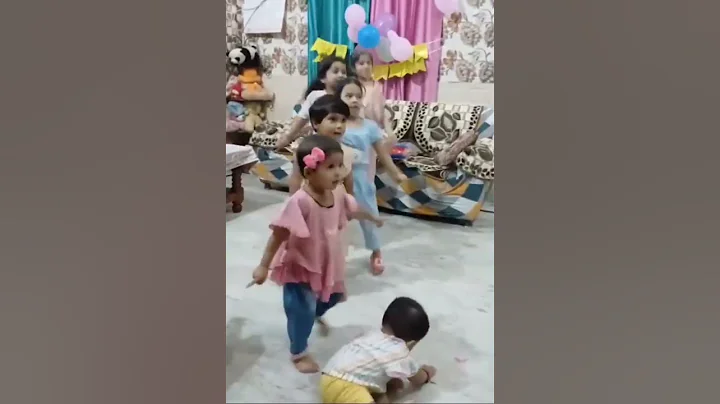 Unforgettable moments: Dancing with friends at a birthday party #youtubeshort#Navya's Fun zone 🤪