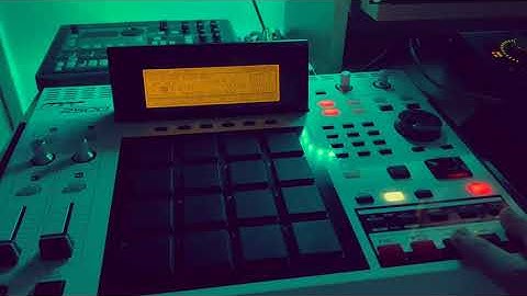 Akai Mpc 2500 Studio Session (sampling)