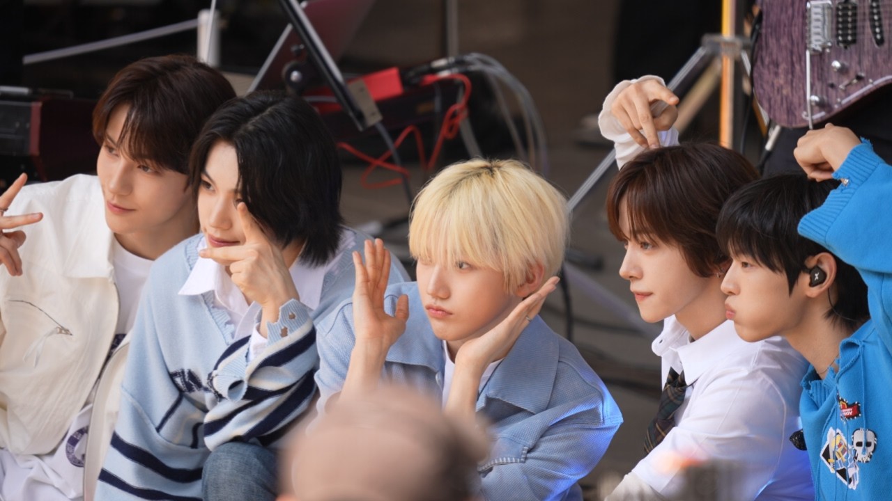 KEYVITUP Brings Dynamic Street Performance to Dongdaemun Design Plaza