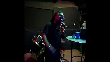 ZILA DJ KWASA PIGA BITI KALI TUPIGE FROO KALI TUWAKALISHE WATOTO SECRTO LODGE BALAAA 
