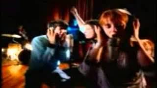 Caro Ibarra y Dani Martins con Diego Alcala - Dentro de Ti