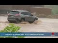 Tres personas mueren tras ser arrastradas por una inundación en Nuevo México | Noticias Telemundo