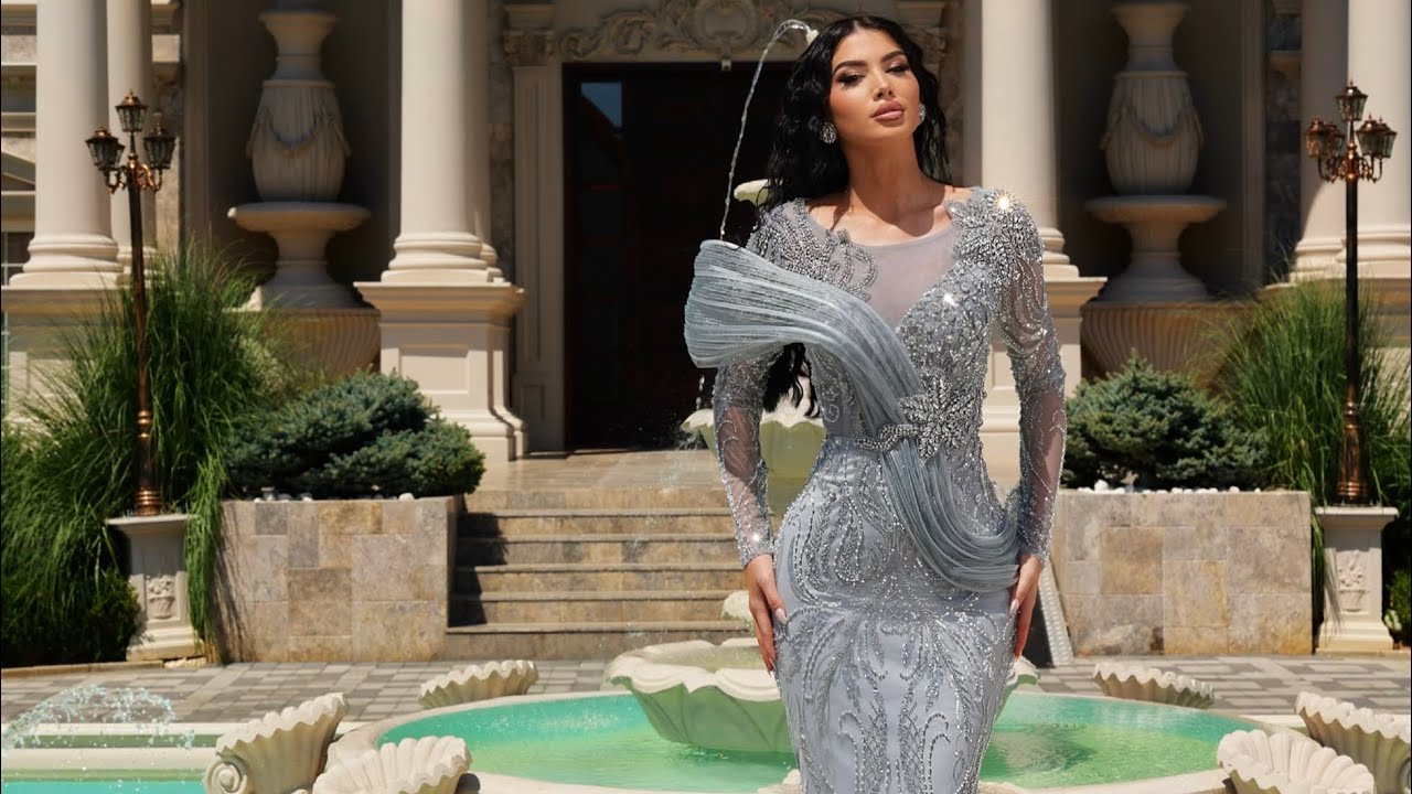 Be the Queen of the Night | Majlesi Fashion - YouTube