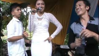 Yoland - Sambalado cover Ayu Tingting