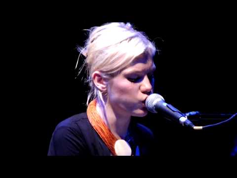 Trixie WHITLEY live piano - Budapest, Traf 2012. 0...