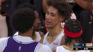 Anthony Davis fights Jaxson Hayes, who hurt LeBron James in dirty play!!