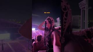 Finished Jennie’s Outfit Literally Before The Blackpink Concert Starts Resimi