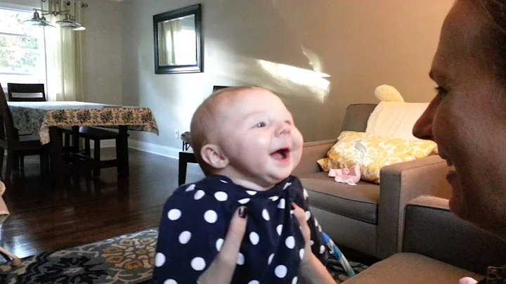 Ella peek-a-boo