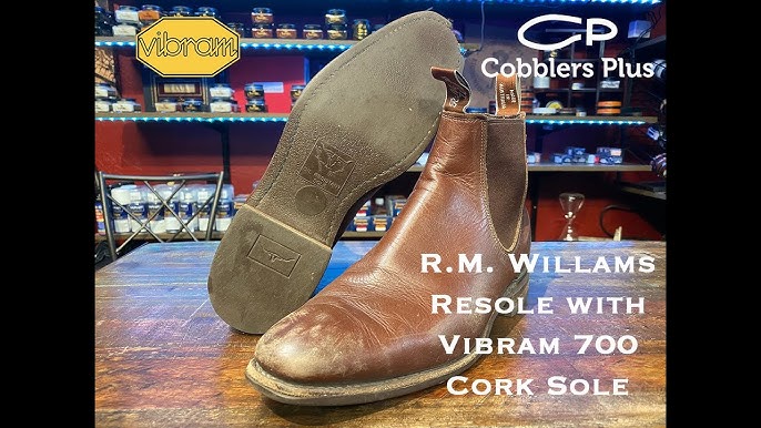 R.M. Williams Comfort Craftsman - Havana Suede, Chelsea Boots