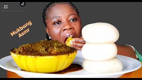 Asmr, how to eat cassava fufu with Afang soup for dinner,African food mukbang
