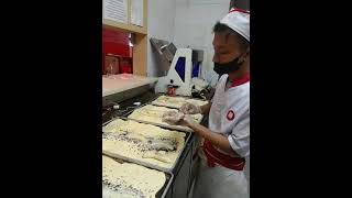 Proses Pembuatan Banana Split Dr Breadlife Oleh Bpk Cheff Muslimin
