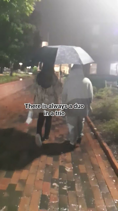 there is always a duo in every trio #funnyshorts #trio #relatable #thirdwheel #thirdwheeling