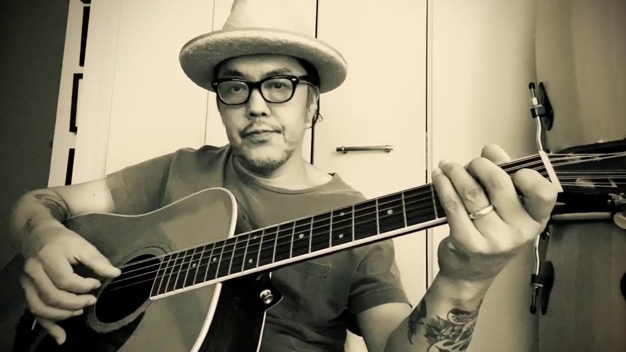 MOON GROWN DEMO　Slack key Guitar by Kamoku.