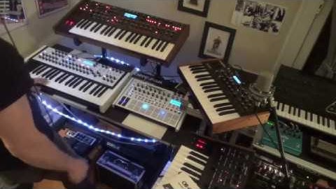 Data Pusher - Roller Girl ~ DSI Pro 2 / Tempest / Mopho / Evolver Keys