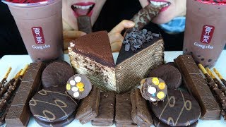 We are having a chocolate party! ate dessert, crepe cake, kitkat,
timtam, choco ice creme shape chocolate, monshell don't forget to
subscribe an...