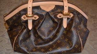 Mom's Got a Brand New Bag: Louis Vuitton Comparison Review: Palermo PM vs.  Tivoli GM