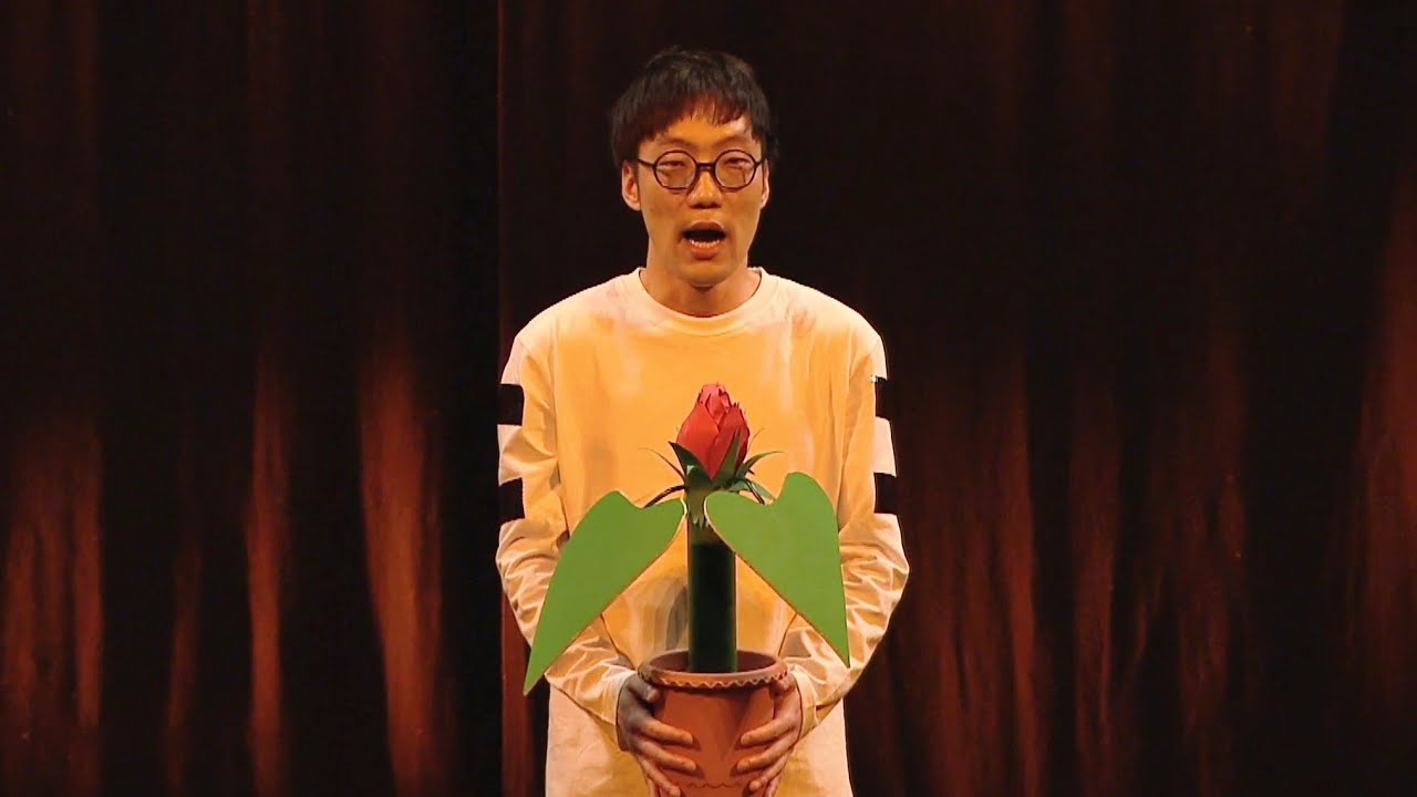 男性ブランコ「花のない世界」