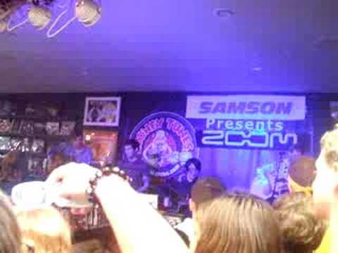 Hawthorne Heights Live At Looney Tunes - Casey's S...