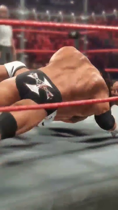 Batista Vs Triple H Hell In A Cell wwe vengeance 2005 batista vs triple h hell in a cell match #wwe - YouTube