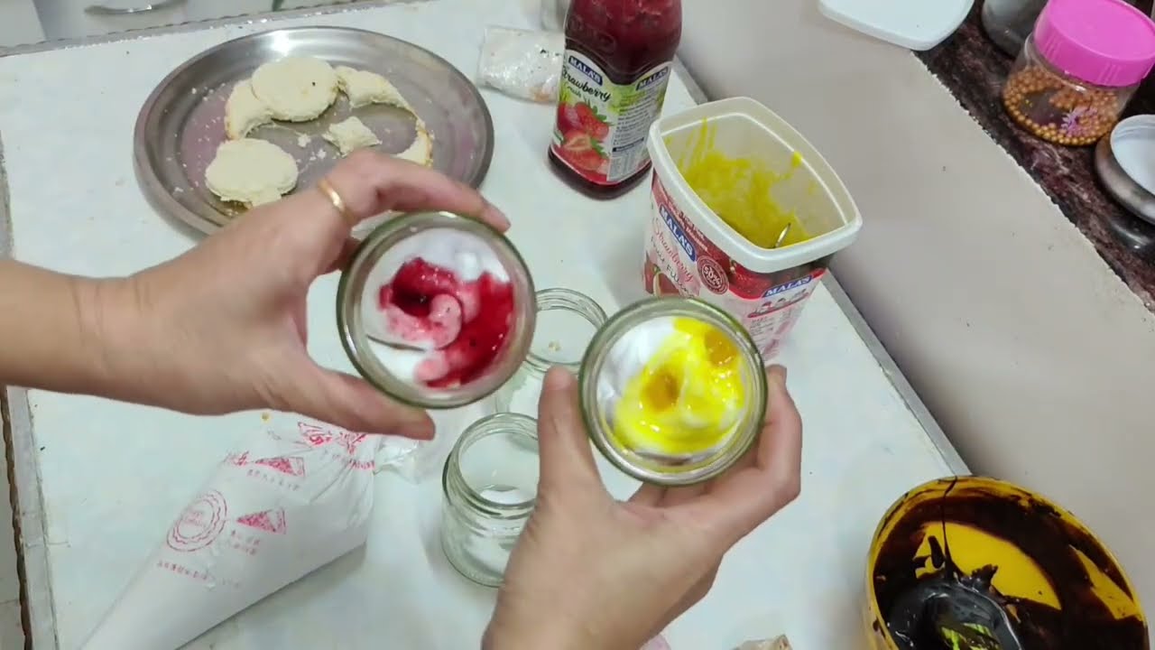 Jar Cake Order Zomato | Chocolate Strawberry Pineapple | how to make a Jar Cake step by step
