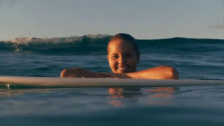 THE GIRLS OF SURFING - BRUNA SCHMITZ