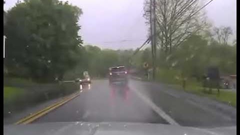 cops pulls over judge, judge uses position of power get off quickly