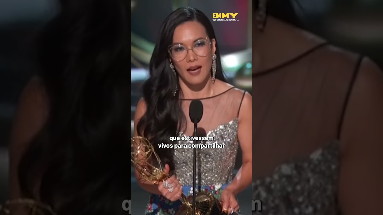 Ali Wong vence Melhor Atriz em Série Limitada por ‘Treta’ no Emmy