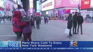 Many Brave Frigid Temps To Enjoy Weekend In NYC