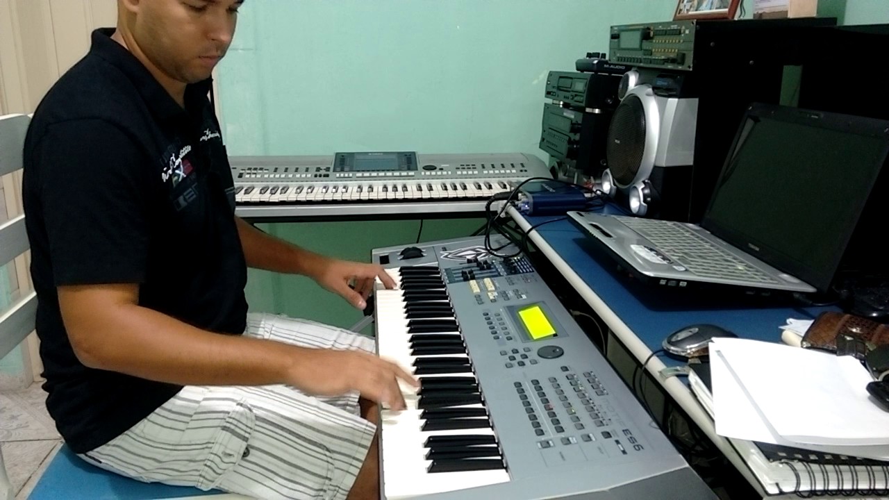 Test performance Yamaha Motif ES 6 - YouTube