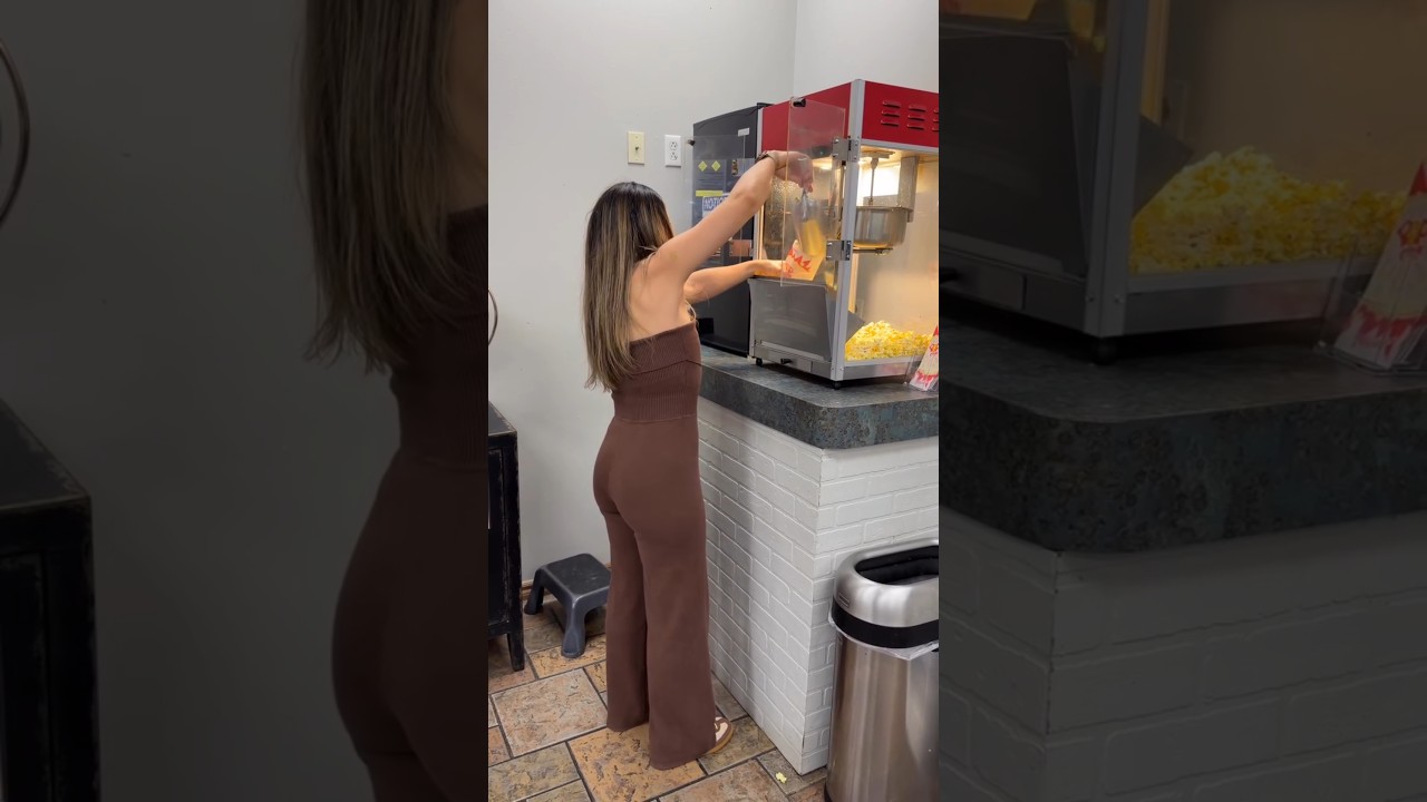 Eli dice que ella siempre quiso hacer eso de sacar palomitas en la máquina de palomitas y el pichón