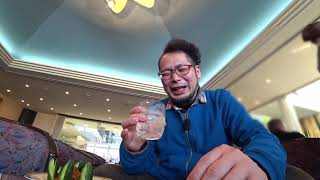 昼から男一人でラウンジ【百年の孤独】を孤独に飲む