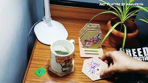 Tea coasters with crackle effect #decoupageonteacoasters#diyteacoasters#decoupage#teacoasterpainting