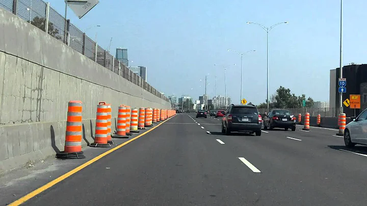 Ville Marie Expressway (Autoroute 720) eastbound [...